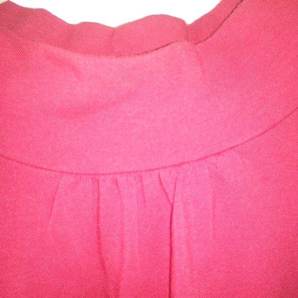 Red short sleeve turtleneck shirt. - Picture 2 of 3
